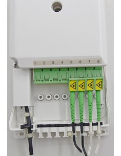 Caja F.O. de distribución y empalme para 8 SC Simplex - LC Duplex 1​ 2